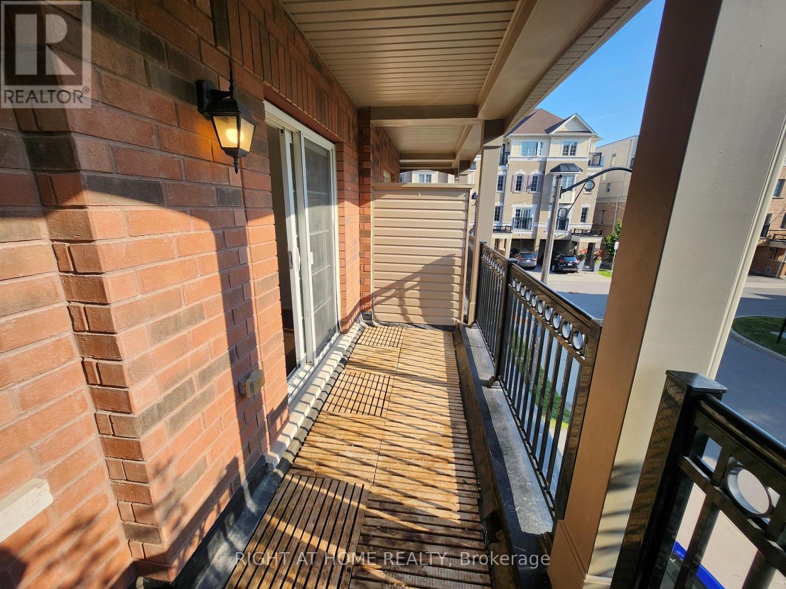 2564 Bromus Path, Oshawa, Ontario  L1L 0K7 - Photo 13 - E13629670