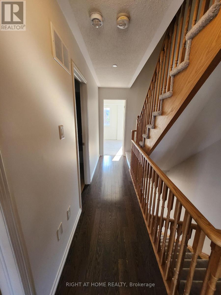 2564 Bromus Path, Oshawa, Ontario  L1L 0K7 - Photo 17 - E13629670