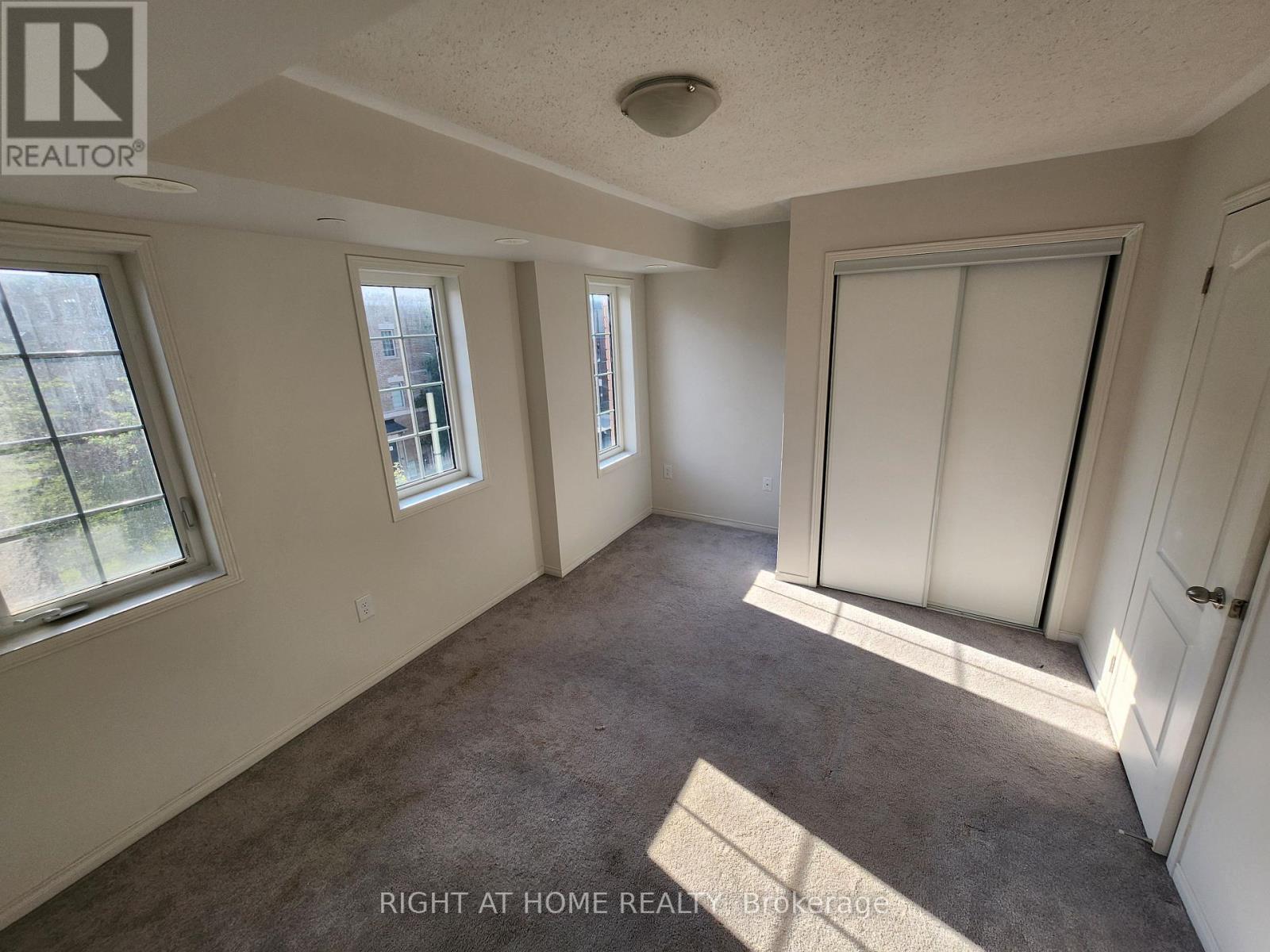 2564 Bromus Path, Oshawa, Ontario  L1L 0K7 - Photo 19 - E13629670