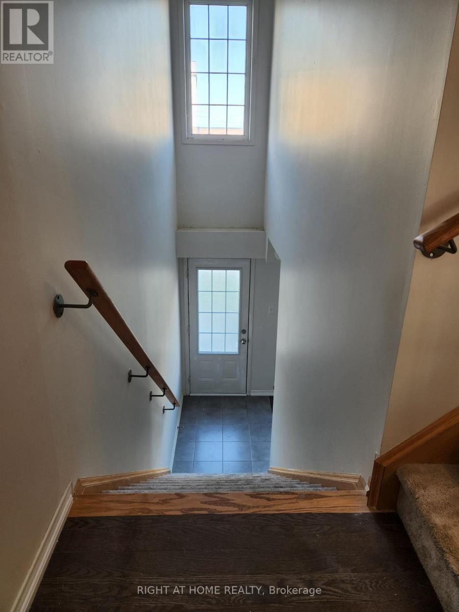 2564 Bromus Path, Oshawa, Ontario  L1L 0K7 - Photo 3 - E13629670