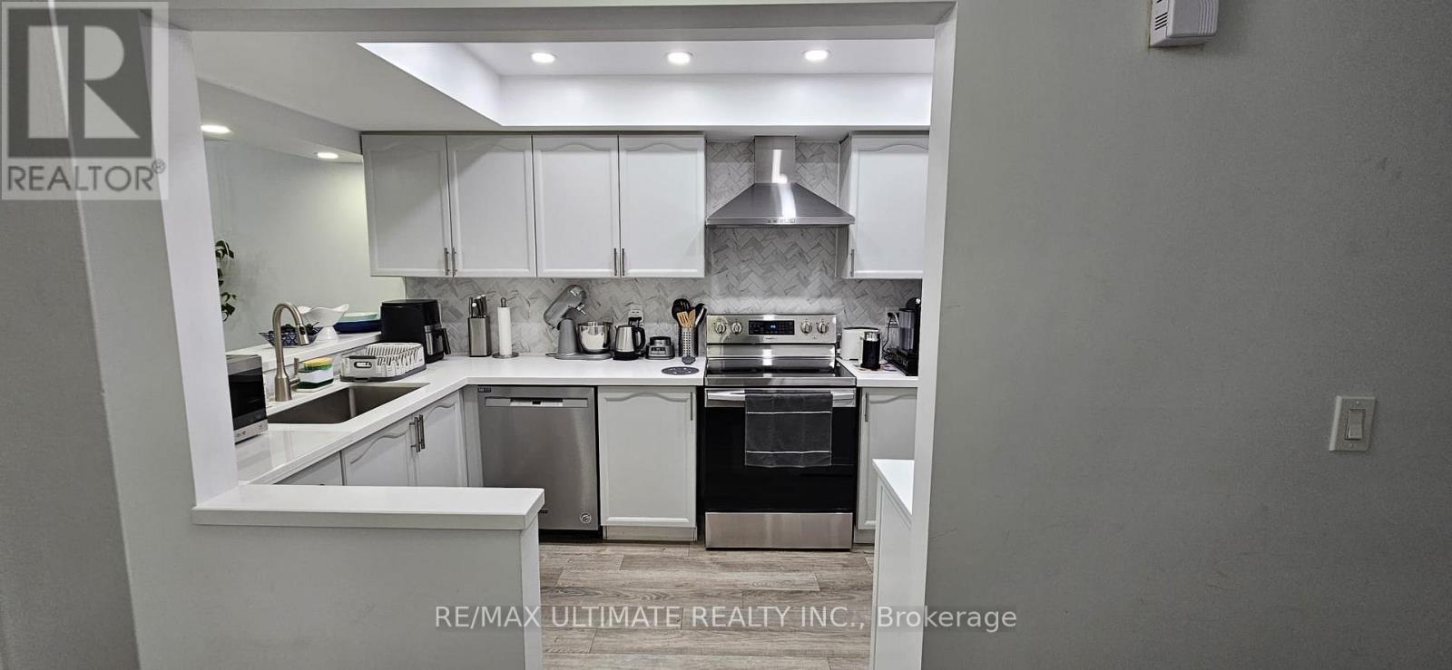85 BRISTOL ROAD E, Mississauga, Ontario