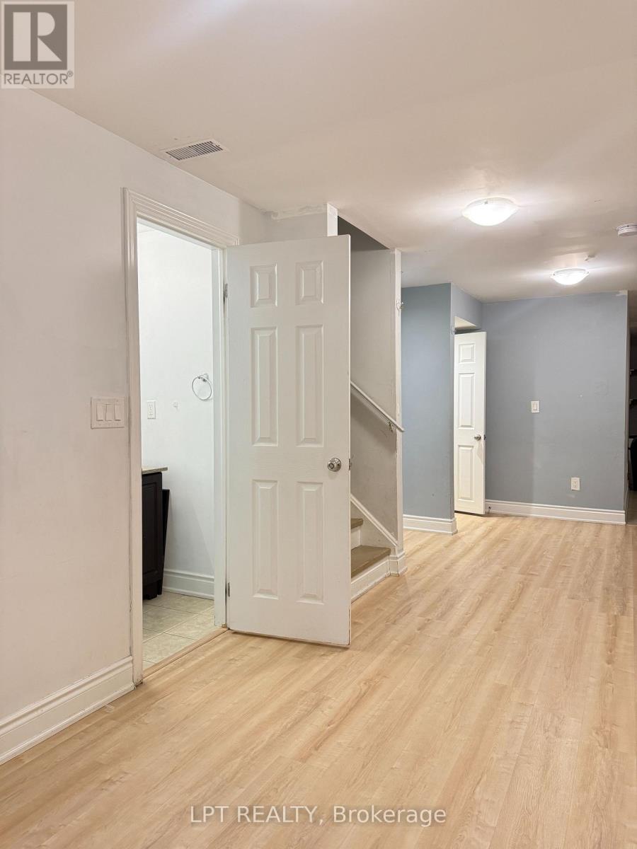 Basement - 3304 Sunlight Street, Mississauga, Ontario  L5M 0G8 - Photo 12 - W13488034