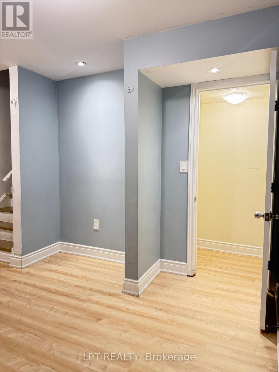 Basement - 3304 Sunlight Street, Mississauga, Ontario  L5M 0G8 - Photo 14 - W13488034
