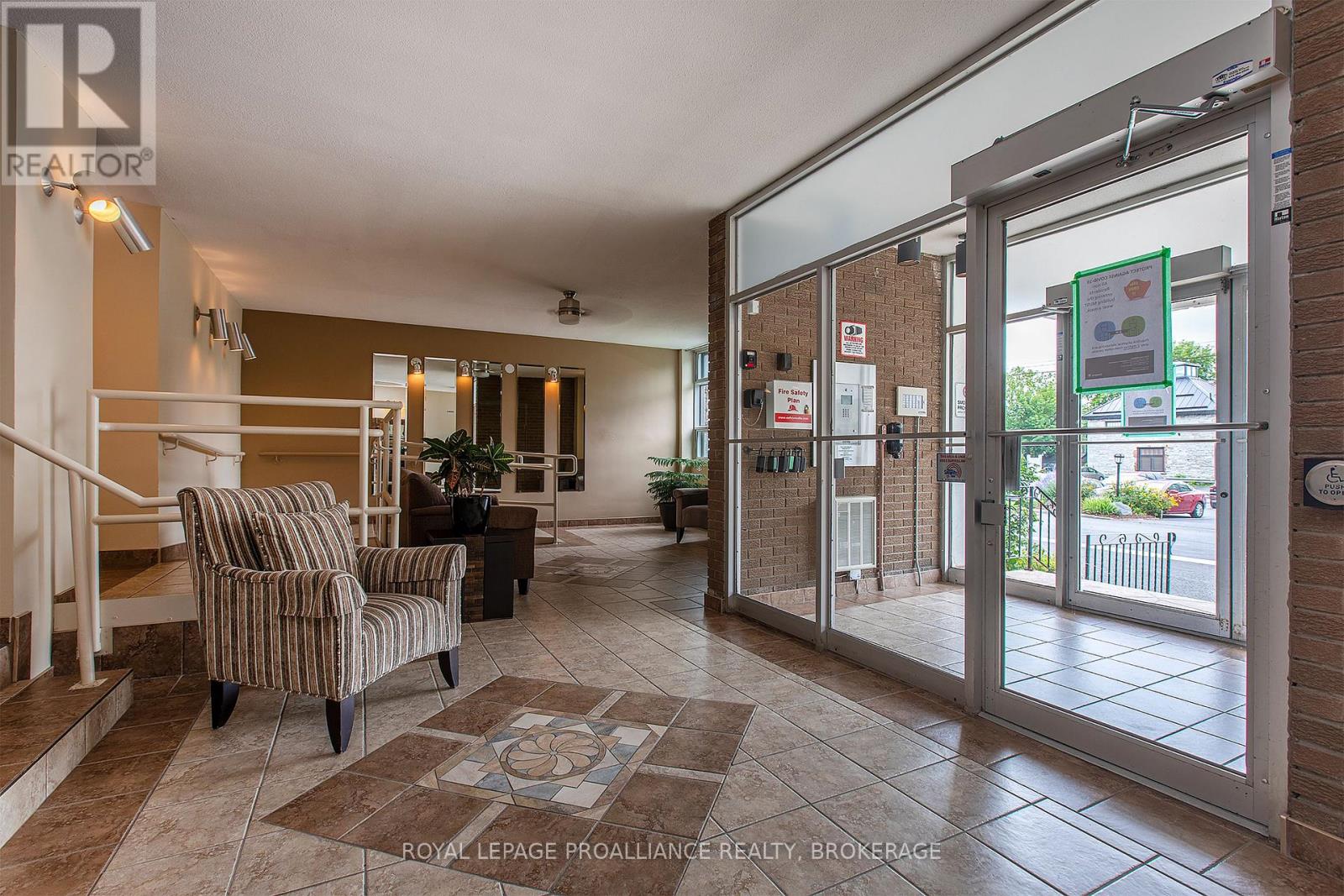 806 - 2 Mowat Avenue, Kingston, Ontario  K7M 1K1 - Photo 5 - X13462388
