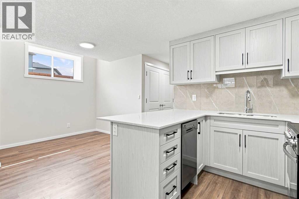 4041 Southwinds Way SW, Airdrie, Alberta  T4B 5X4 - Photo 31 - A2333042