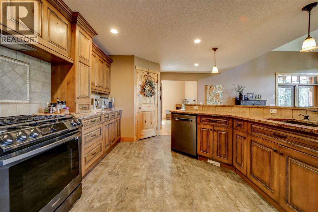 2411 63 Street, Coleman, Alberta  T0K 0M0 - Photo 12 - A2333572