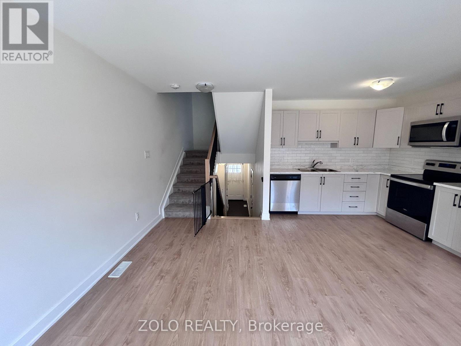 67 Whitcomb Crescent, Smiths Falls, Ontario  K7A 0C1 - Photo 5 - X13579094