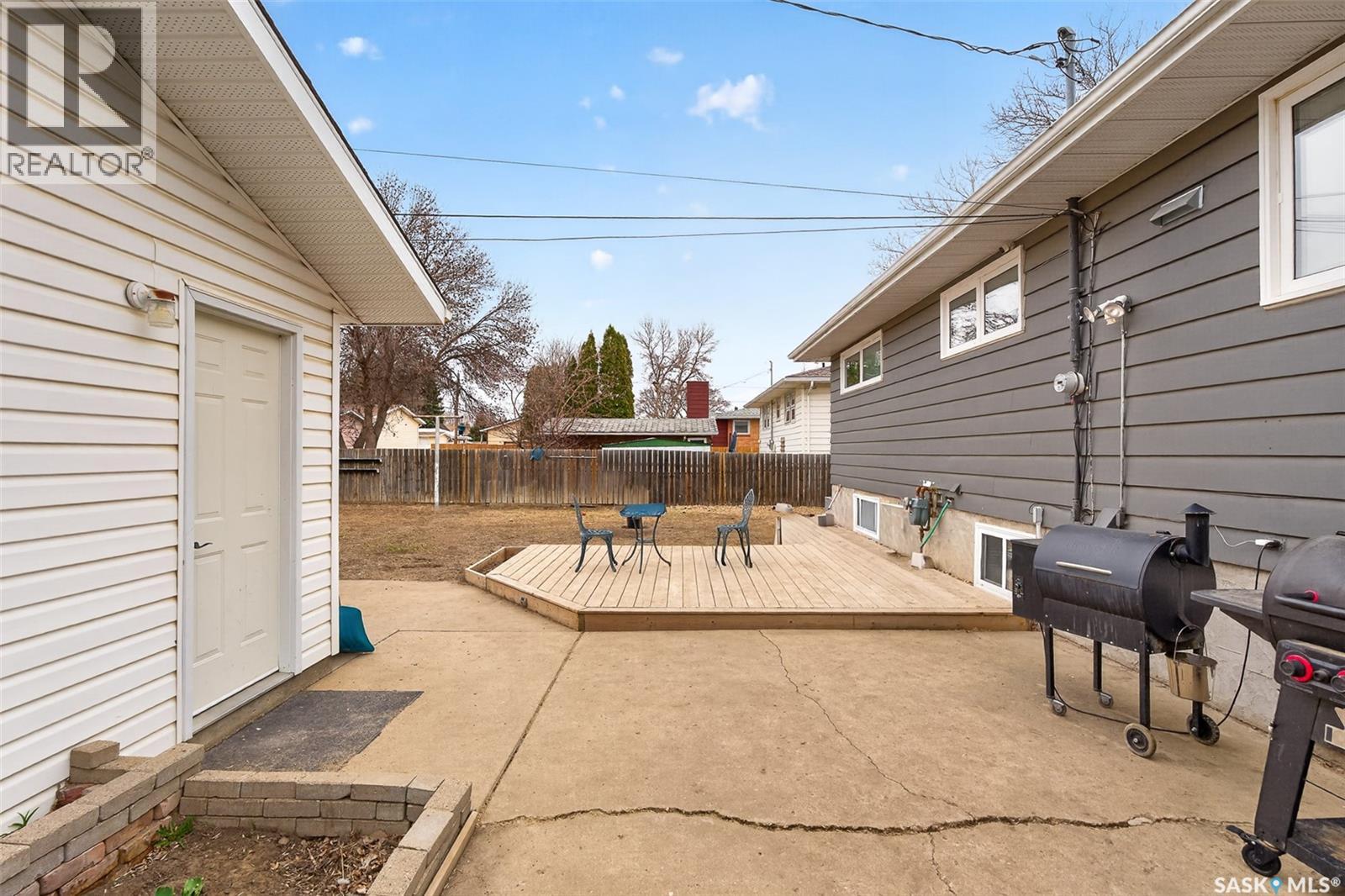1154 Caribou Street W, Moose Jaw, Saskatchewan  S6H 2B5 - Photo 43 - SK041934