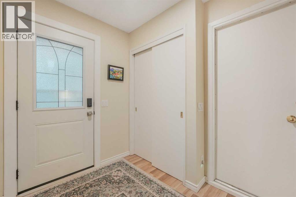 70 Brae Glen Lane SW, Calgary, Alberta  T2W 1B6 - Photo 40 - A2332250