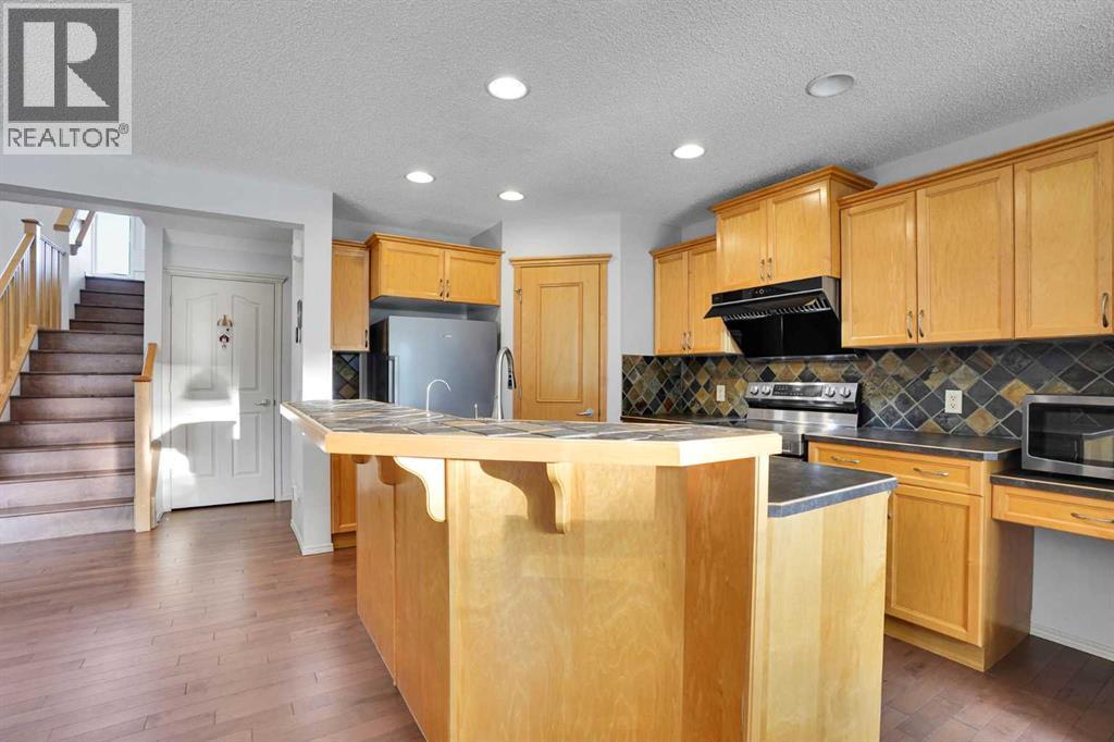 101 Royal Oak Crescent Nw, Calgary, Alberta  T3G 4Y7 - Photo 8 - A2332440