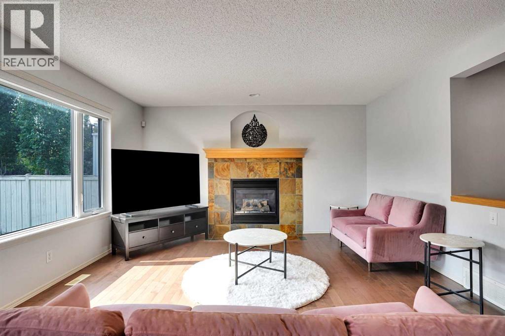 101 Royal Oak Crescent Nw, Calgary, Alberta  T3G 4Y7 - Photo 13 - A2332440