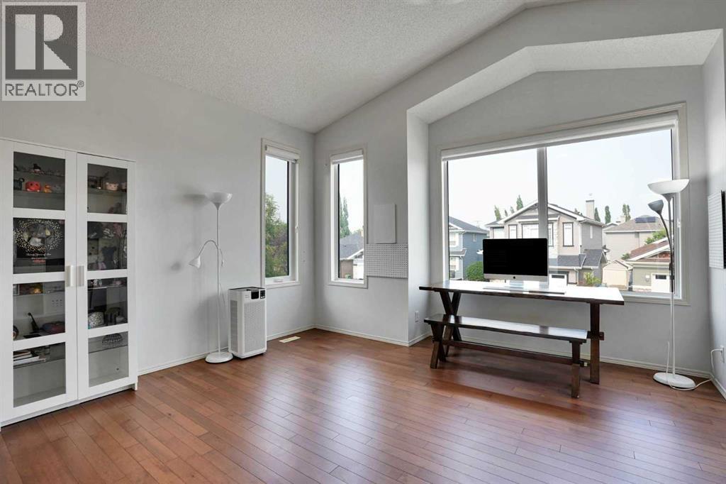 101 Royal Oak Crescent Nw, Calgary, Alberta  T3G 4Y7 - Photo 18 - A2332440