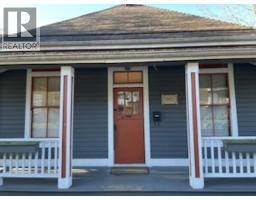 324 TENTH STREET, New Westminster, British Columbia