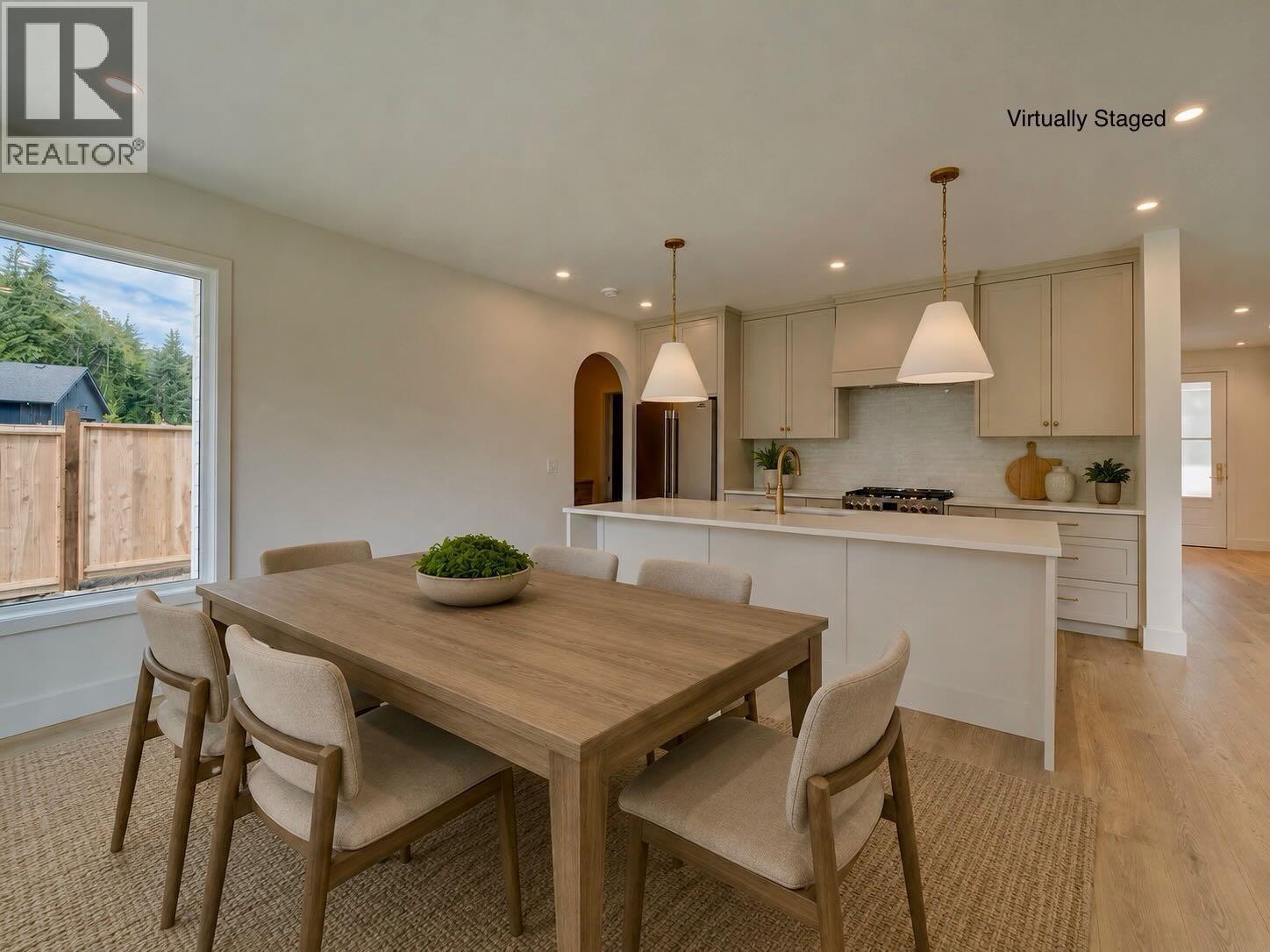 385 Solaz Place, Gibsons, British Columbia  V0N 1V5 - Photo 14 - R3151837