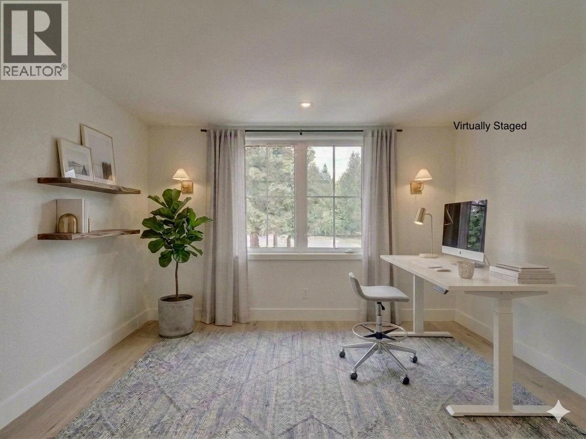 385 Solaz Place, Gibsons, British Columbia  V0N 1V5 - Photo 25 - R3151837