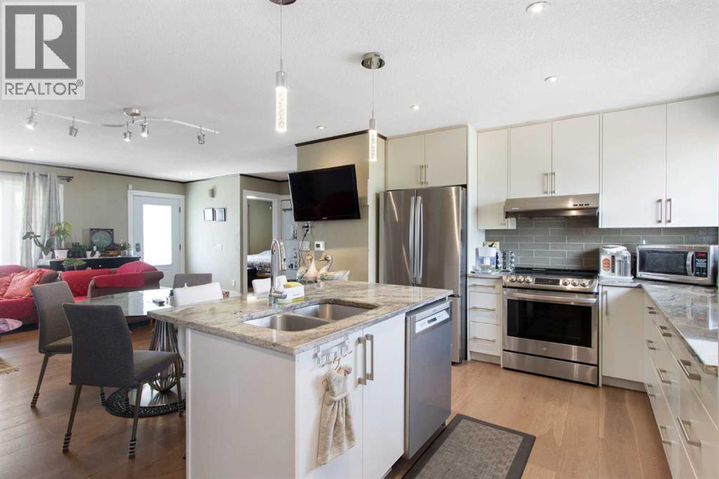 124 Maitland Drive Ne, Calgary, Alberta  T2A 5A5 - Photo 3 - A2309594