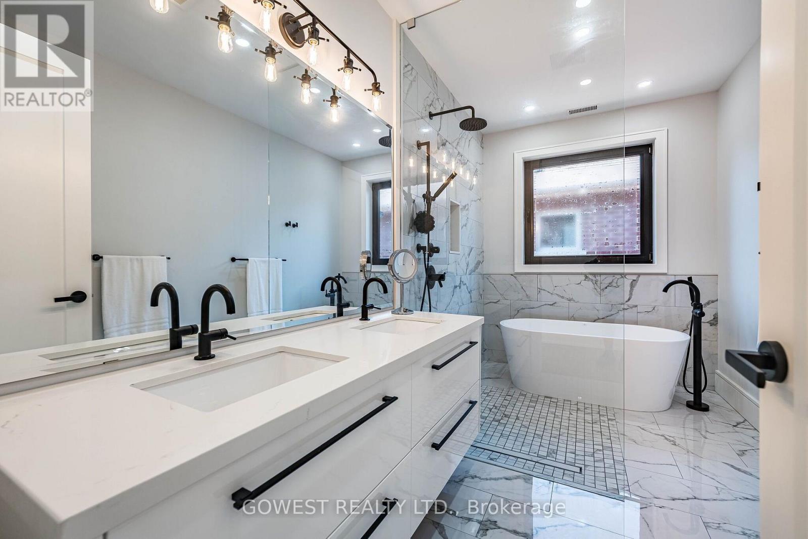 402 Niar Avenue, Mississauga, Ontario  L5G 1W3 - Photo 24 - W13629688