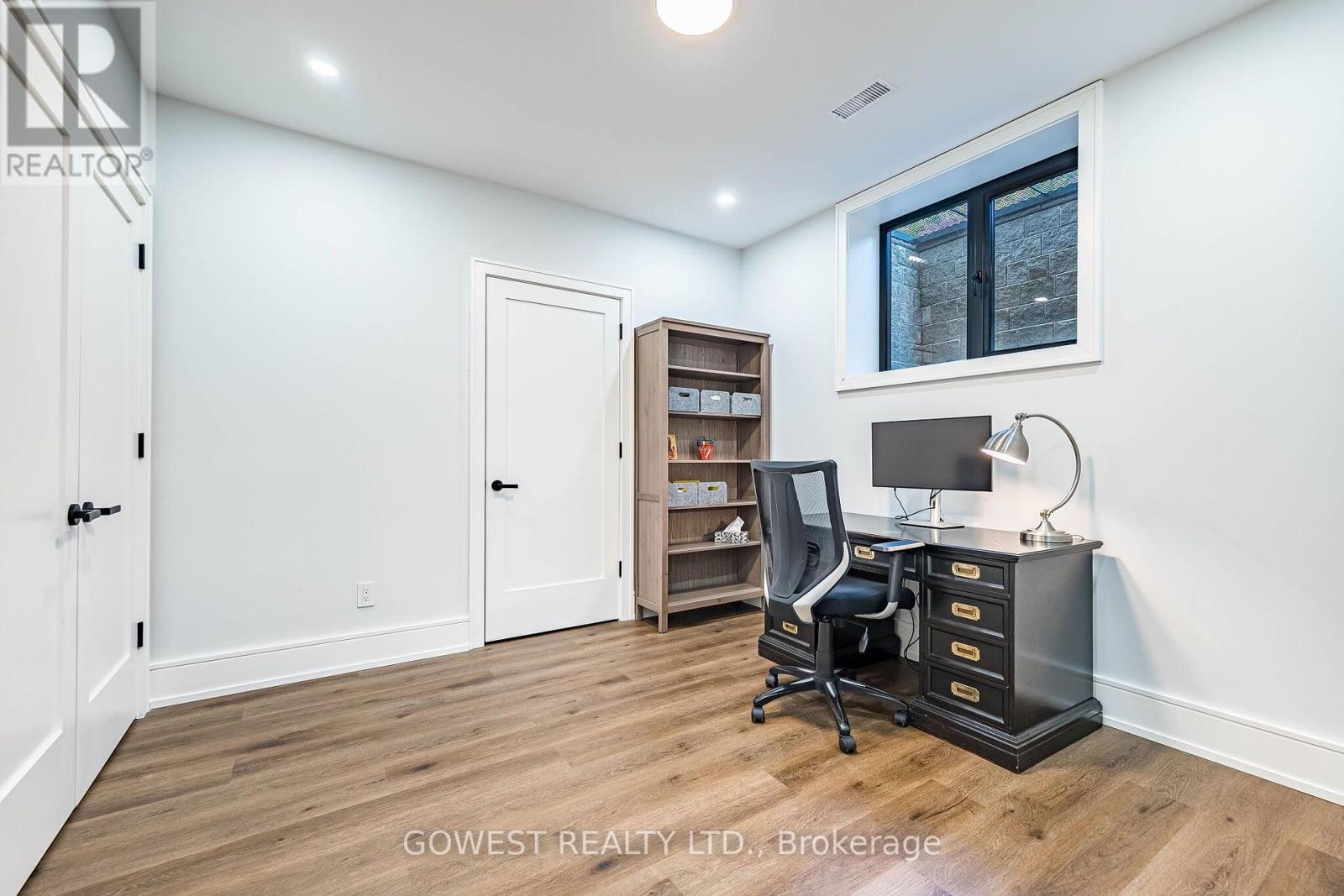 402 Niar Avenue, Mississauga, Ontario  L5G 1W3 - Photo 36 - W13629688