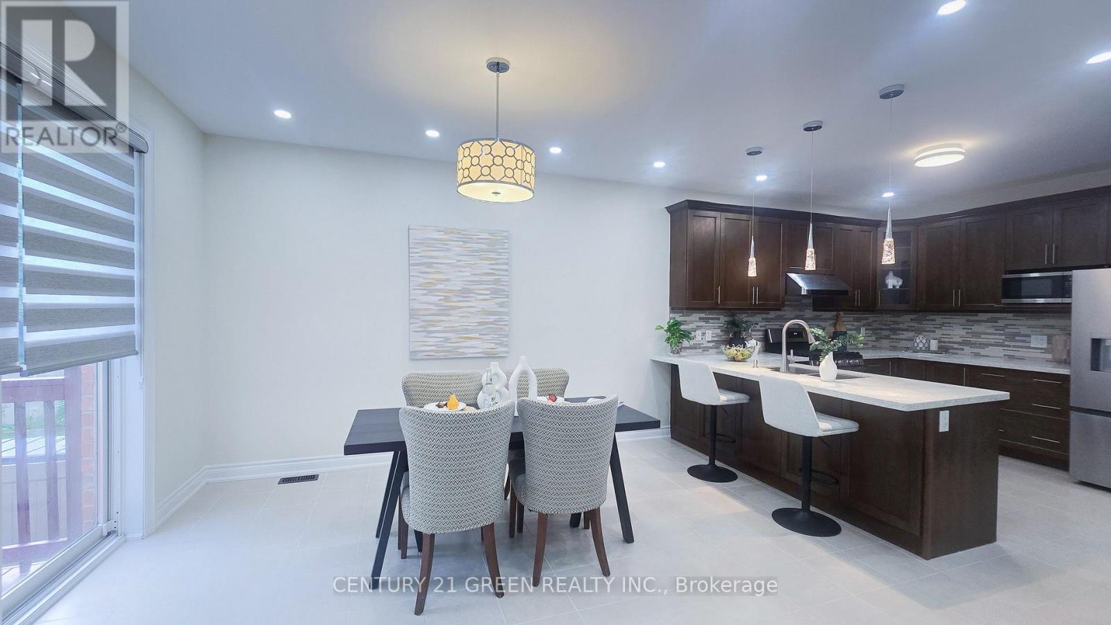 61 Magdalan Crescent, Richmond Hill, Ontario  L4E 0W4 - Photo 17 - N13623708