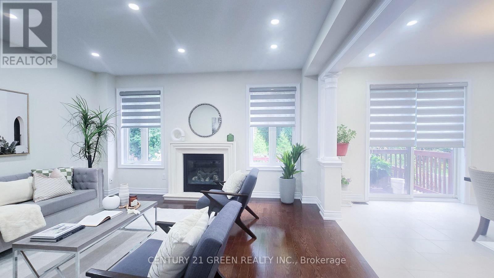 61 Magdalan Crescent, Richmond Hill, Ontario  L4E 0W4 - Photo 15 - N13623708