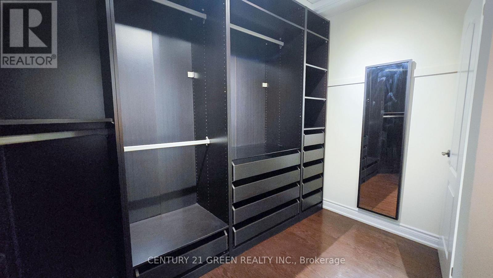 61 Magdalan Crescent, Richmond Hill, Ontario  L4E 0W4 - Photo 23 - N13623708