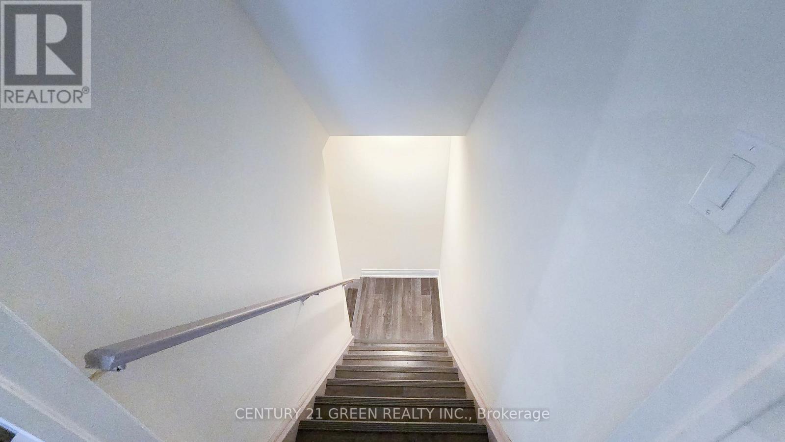 61 Magdalan Crescent, Richmond Hill, Ontario  L4E 0W4 - Photo 39 - N13623708