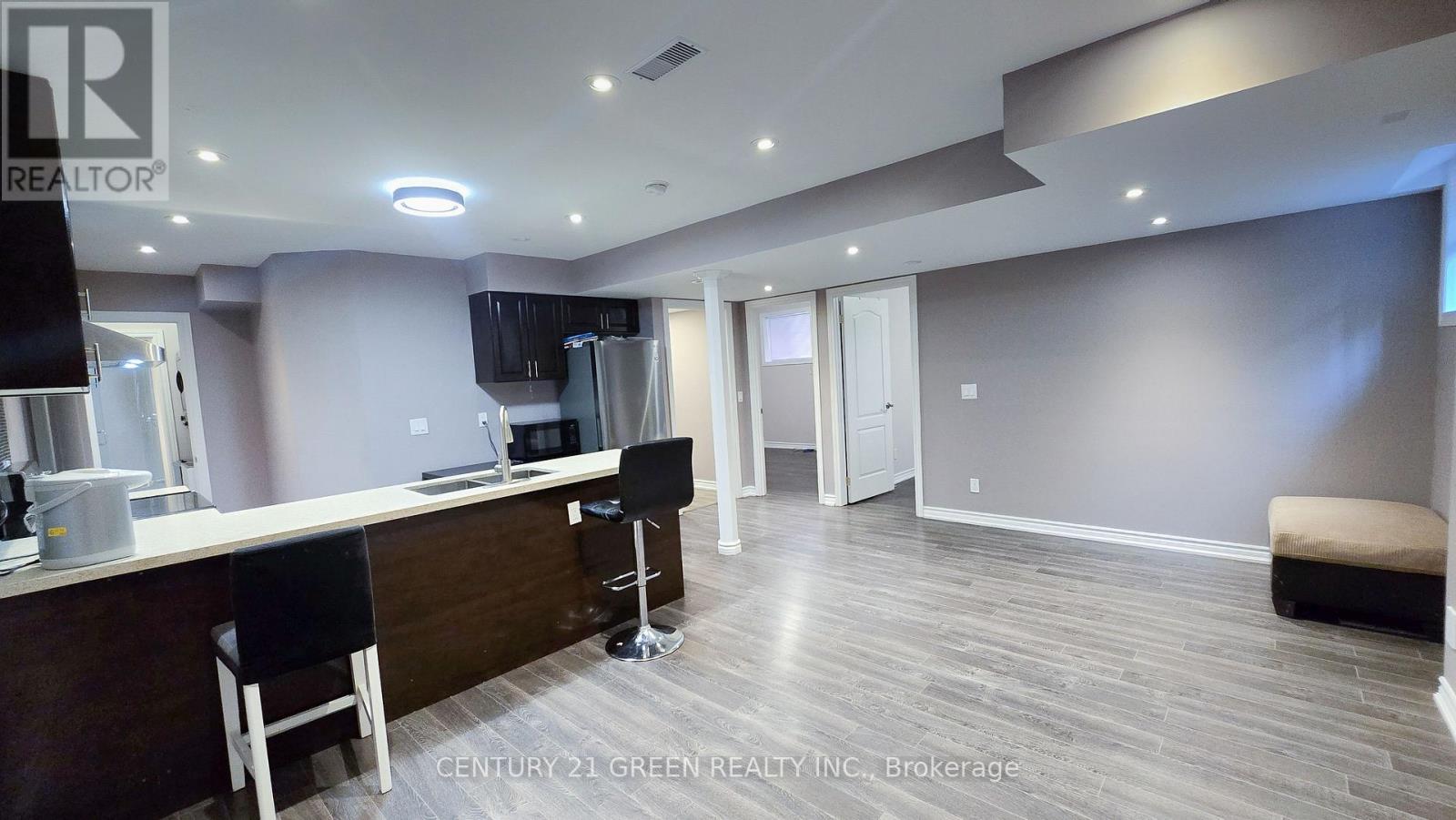 61 Magdalan Crescent, Richmond Hill, Ontario  L4E 0W4 - Photo 40 - N13623708