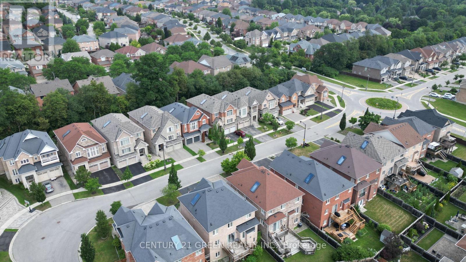 61 Magdalan Crescent, Richmond Hill, Ontario  L4E 0W4 - Photo 46 - N13623708