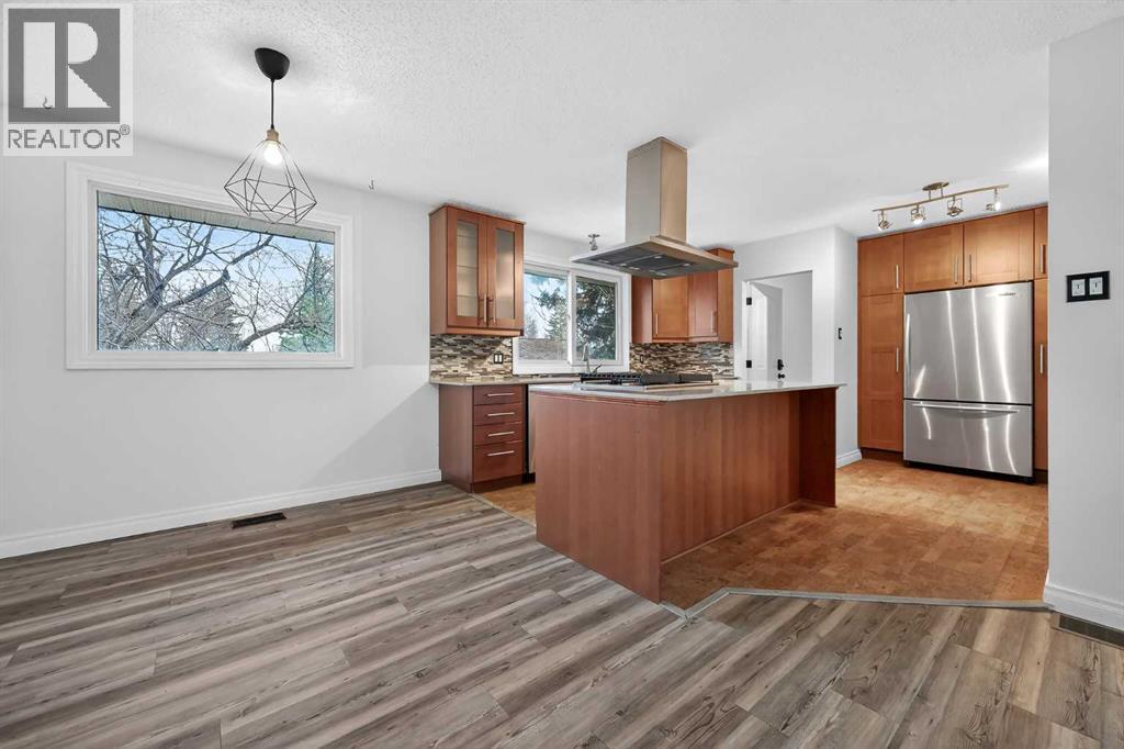 81 Westminster Drive SW, Calgary, Alberta  T3C 2T2 - Photo 7 - A2326612