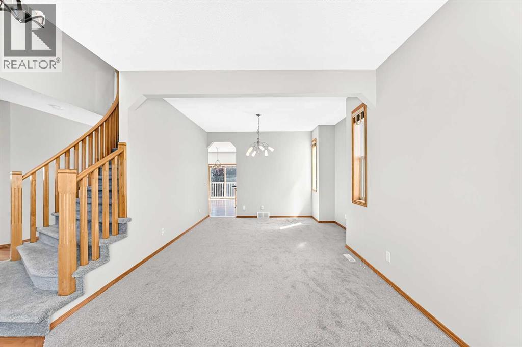 83 Edgeridge Close NW, Calgary, Alberta  T3A 6K5 - Photo 14 - A2327556
