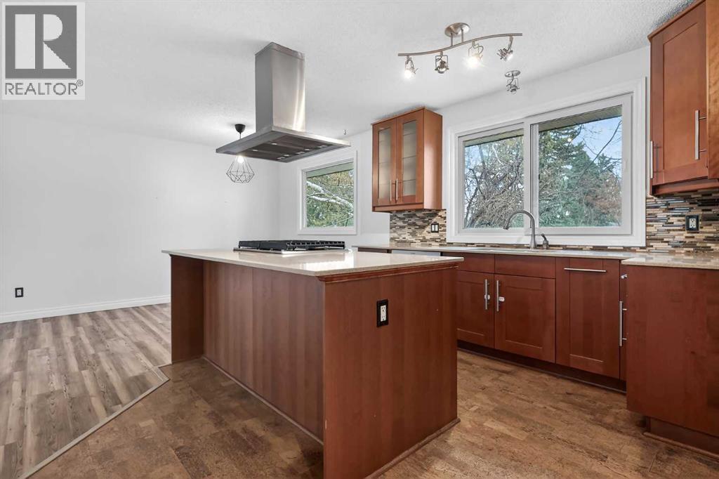 81 Westminster Drive SW, Calgary, Alberta  T3C 2T2 - Photo 12 - A2326612