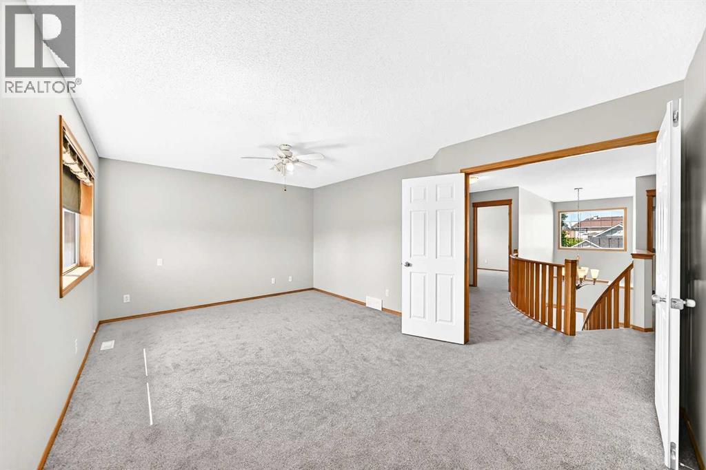 83 Edgeridge Close NW, Calgary, Alberta  T3A 6K5 - Photo 24 - A2327556