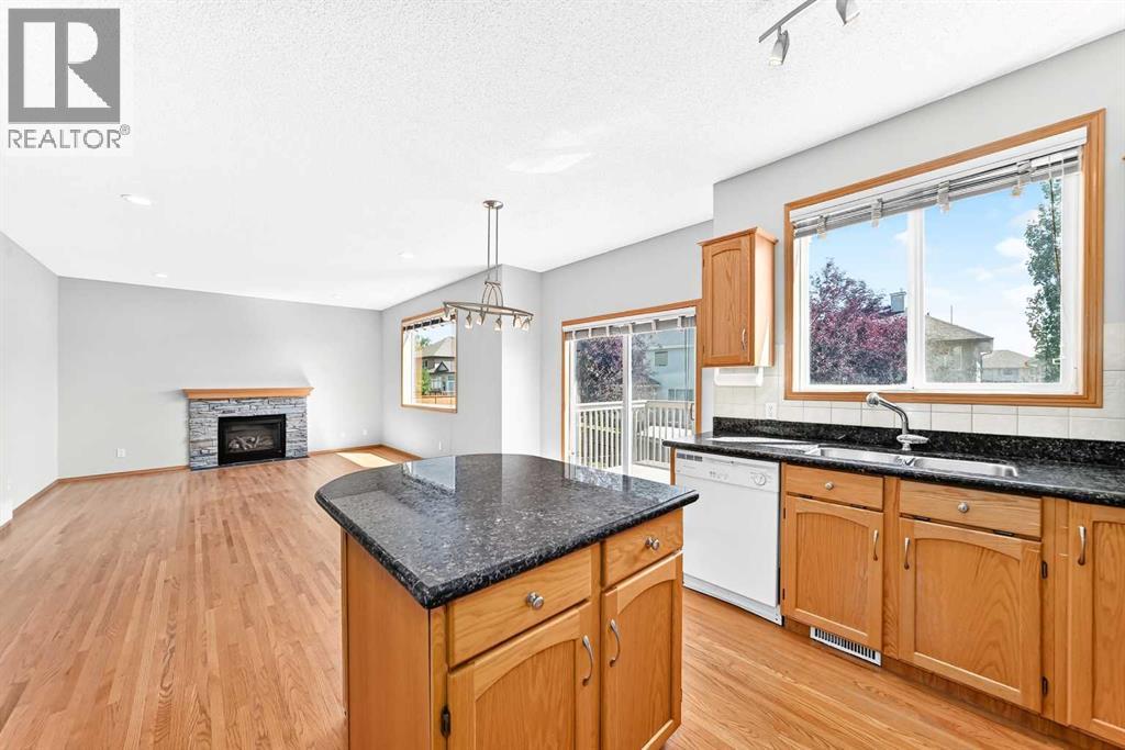 83 Edgeridge Close NW, Calgary, Alberta  T3A 6K5 - Photo 6 - A2327556