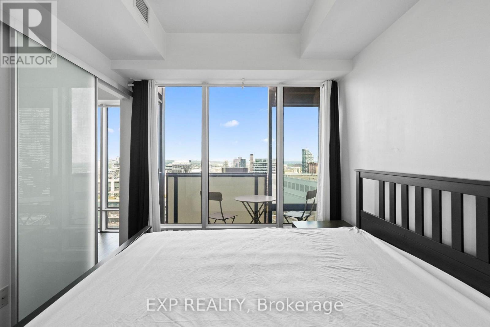 3510 - 8 The Esplanade, Toronto, Ontario  M5E 0A6 - Photo 8 - C13629692