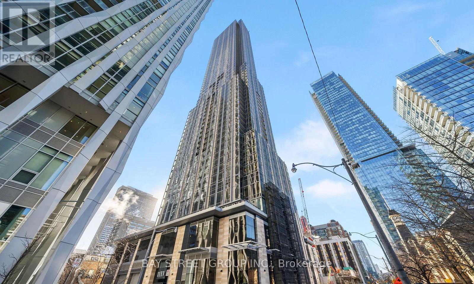 6006 - 11 YORKVILLE AVENUE, Toronto, Ontario