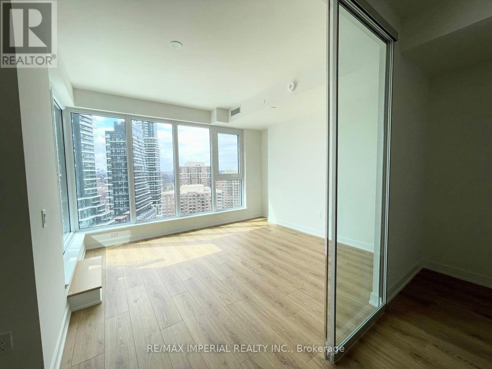 1815 - 1 Quarrington Lane, Toronto, Ontario  M3C 0S4 - Photo 14 - C13629706