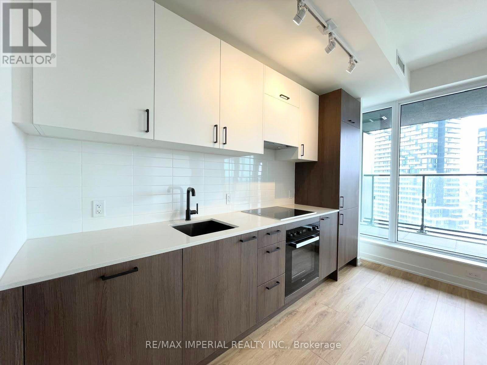 1815 - 1 Quarrington Lane, Toronto, Ontario  M3C 0S4 - Photo 8 - C13629706