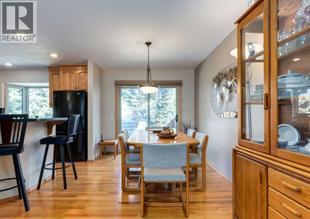 4808 Valiant Drive NW, Calgary, Alberta  T3A 1X2 - Photo 10 - A2313418