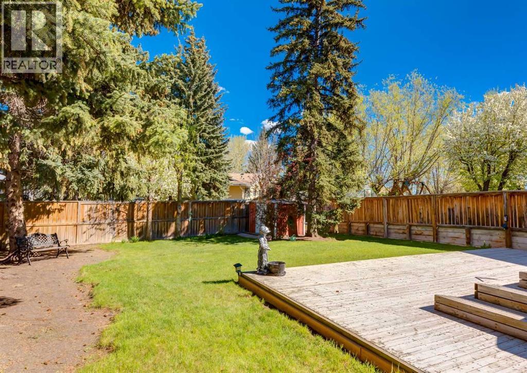 4808 Valiant Drive NW, Calgary, Alberta  T3A 1X2 - Photo 31 - A2313418