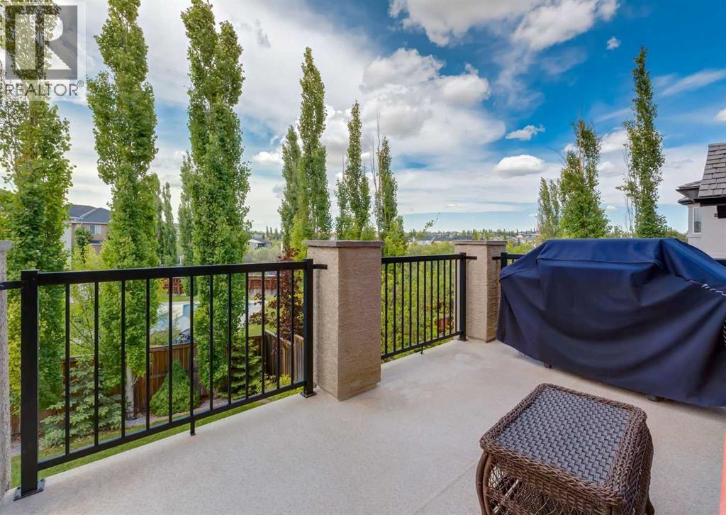 98 Royal Ridge Mount NW, Calgary, Alberta  T3G 5Z3 - Photo 13 - A2324032