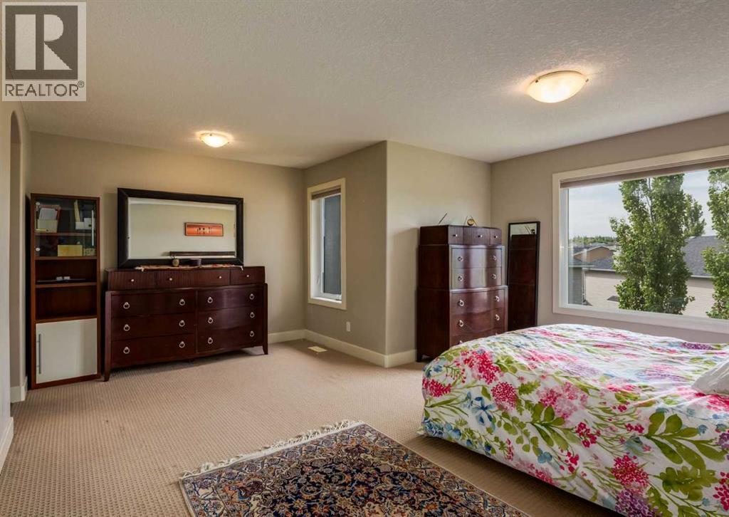 98 Royal Ridge Mount NW, Calgary, Alberta  T3G 5Z3 - Photo 19 - A2324032