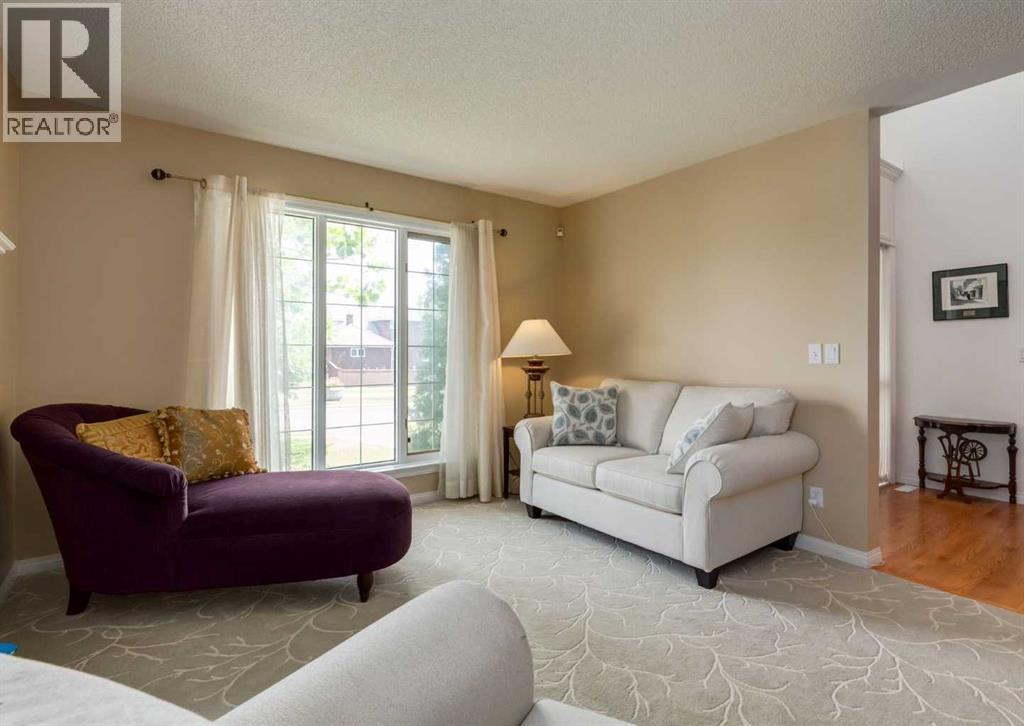 63 Arbour Lake Drive NW, Calgary, Alberta  T3G 4A2 - Photo 6 - A2330937