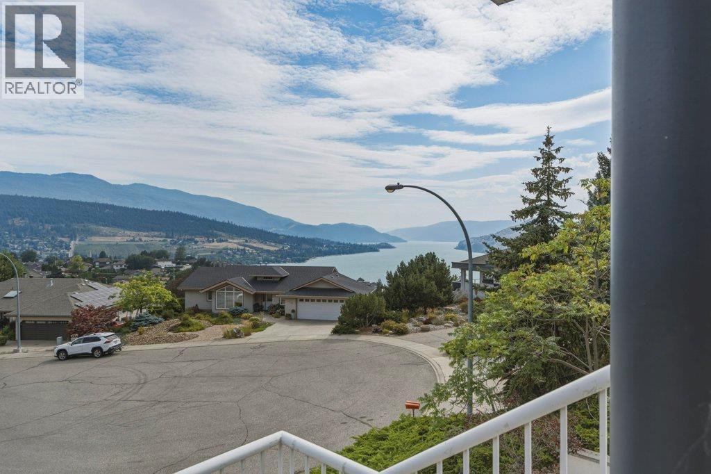 743 Mt. Thor Drive, Coldstream, British Columbia  V1B 2W1 - Photo 4 - 10395888