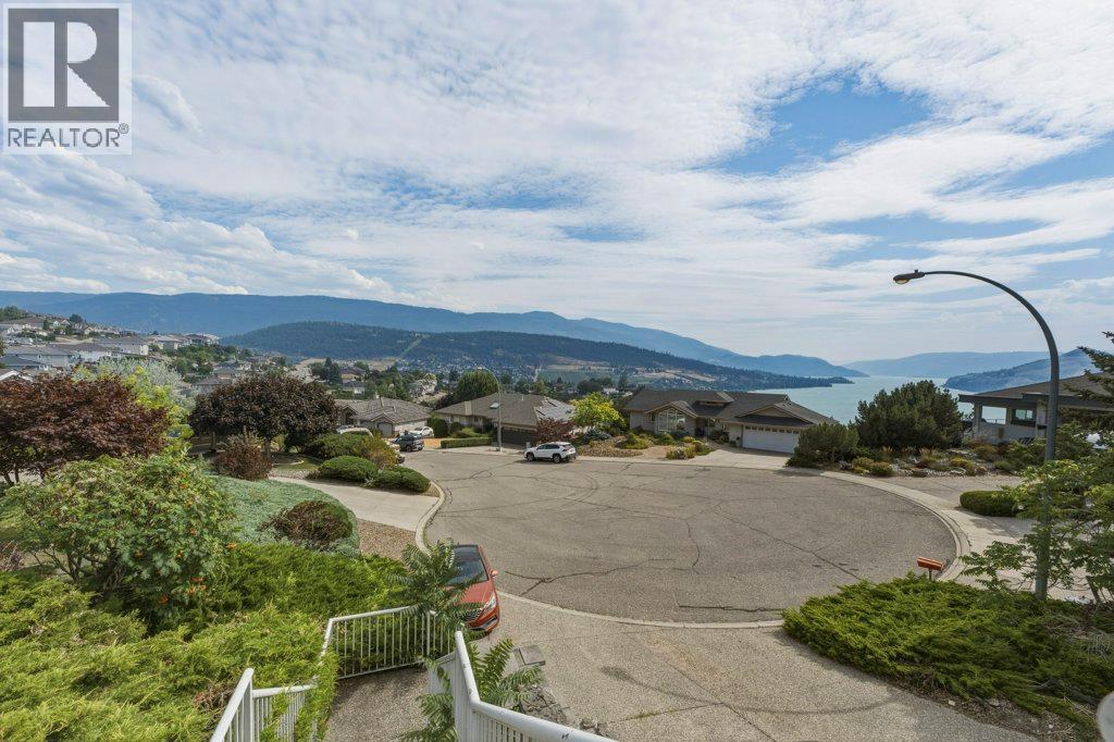 743 Mt. Thor Drive, Coldstream, British Columbia  V1B 2W1 - Photo 3 - 10395888