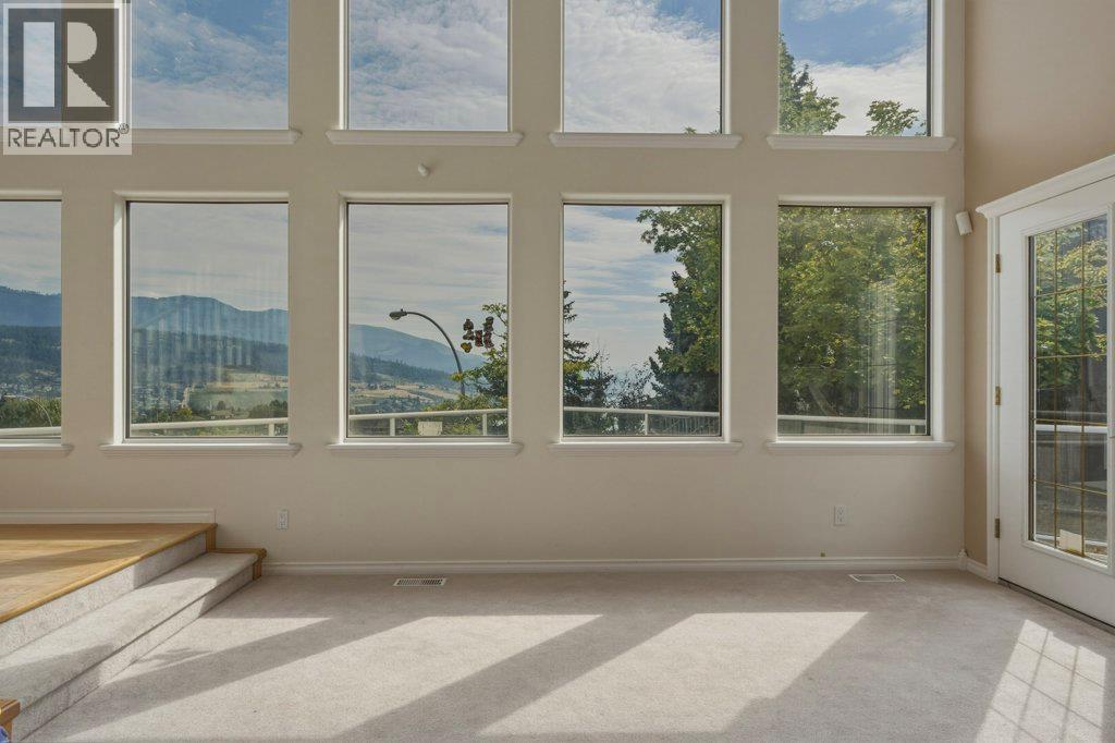 743 Mt. Thor Drive, Coldstream, British Columbia  V1B 2W1 - Photo 11 - 10395888