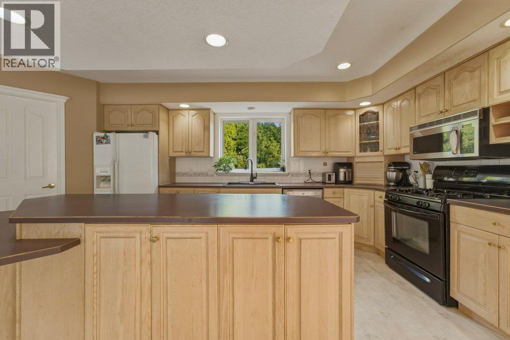 743 Mt. Thor Drive, Coldstream, British Columbia  V1B 2W1 - Photo 16 - 10395888