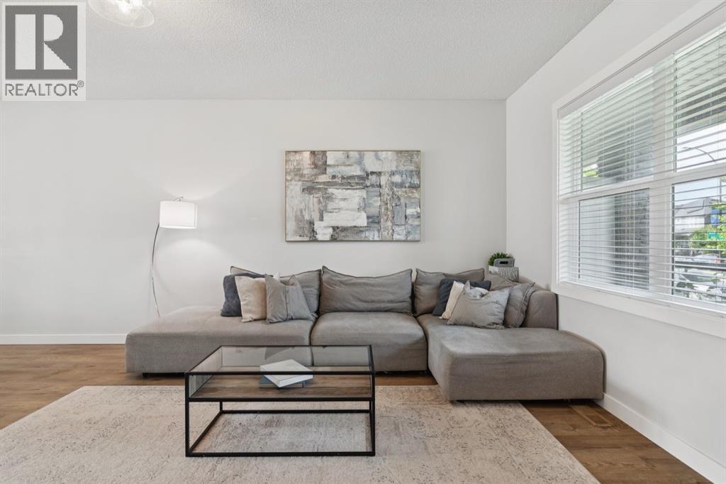 124 Wolf Willow Boulevard SE, Calgary, Alberta  T2X 0M7 - Photo 4 - A2326007