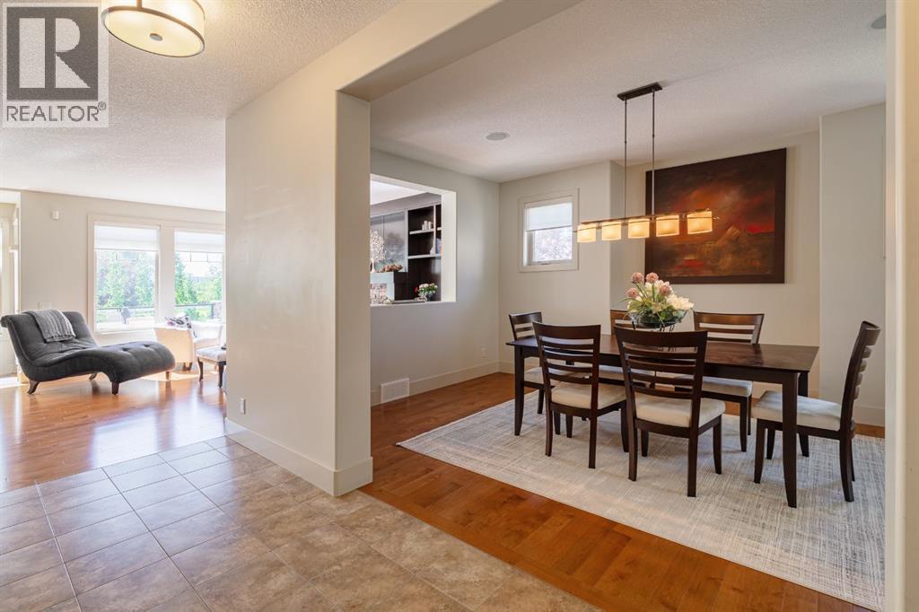 412 Aspen Glen Place SW, Calgary, Alberta  t3h 0e9 - Photo 4 - A2328022