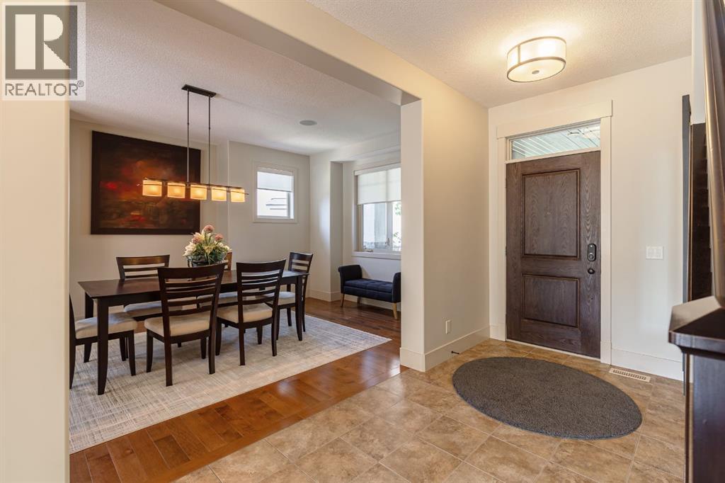 412 Aspen Glen Place SW, Calgary, Alberta  t3h 0e9 - Photo 3 - A2328022