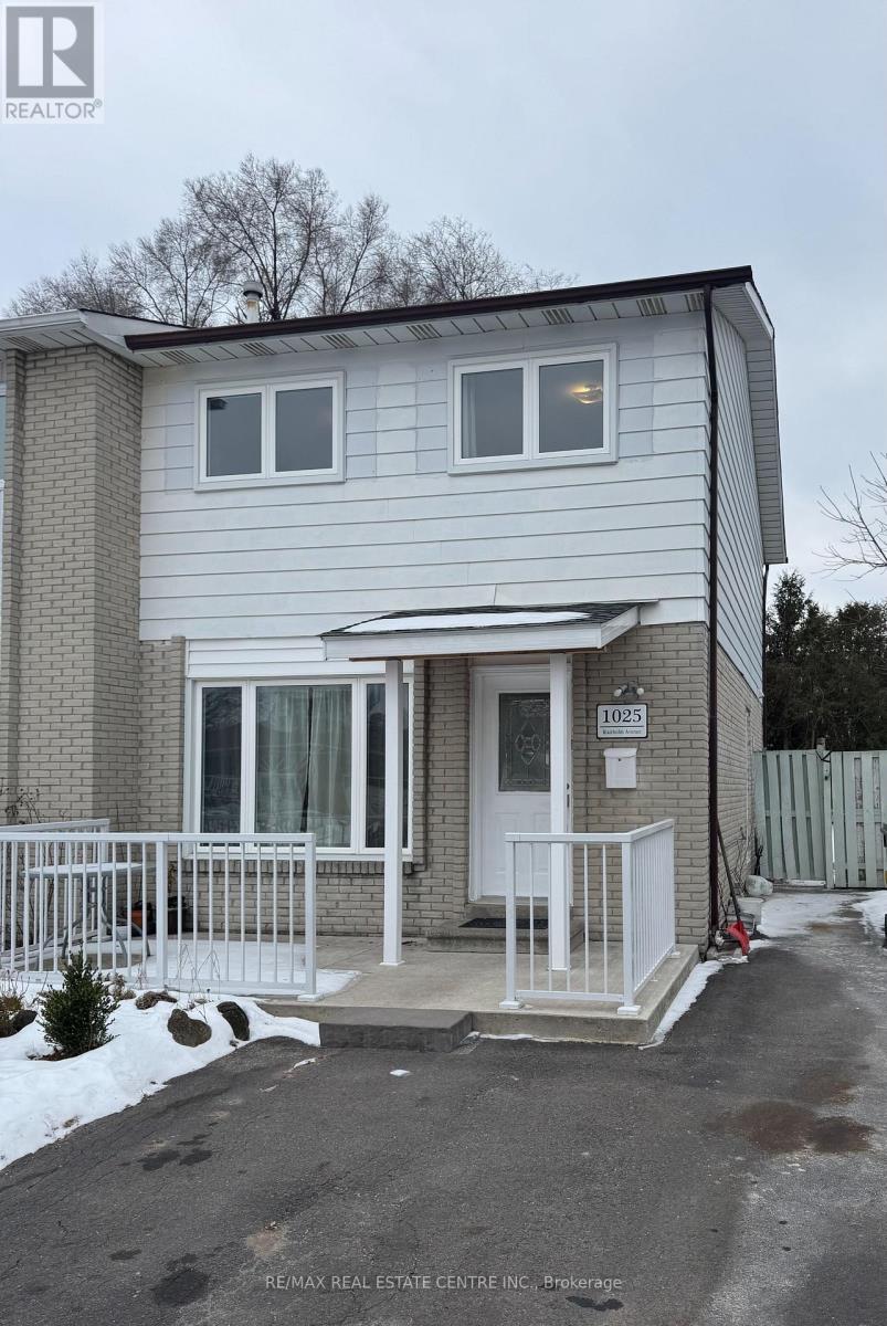 -UPPER LEVEL - 1025 BLAIRHOLM AVENUE, Mississauga, Ontario